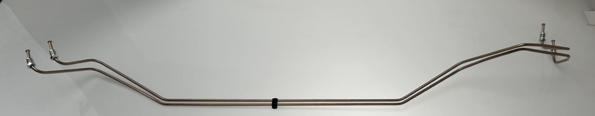 Tuyau de frein intérieur avant droit pour Volvo 240 et 245 (1978-1993).