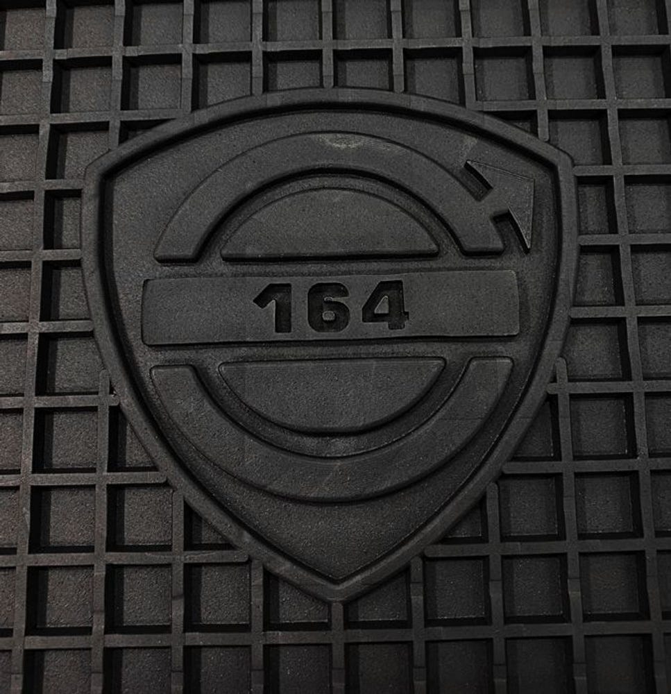 Mattsats Tillbehör till Volvo 164 1973-74, svart gummi — bild 2 av 2