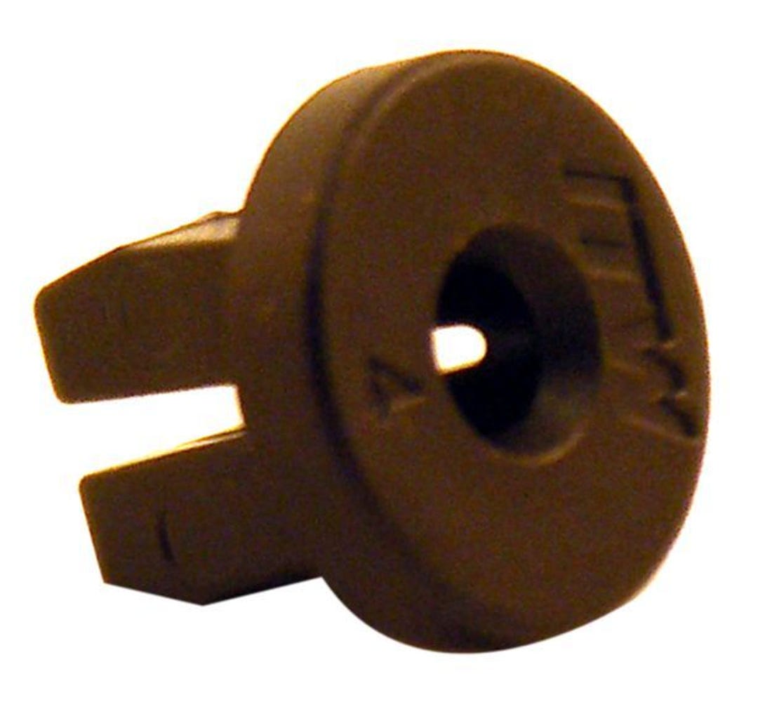 Écrou en plastique pour Volvo 740, 760