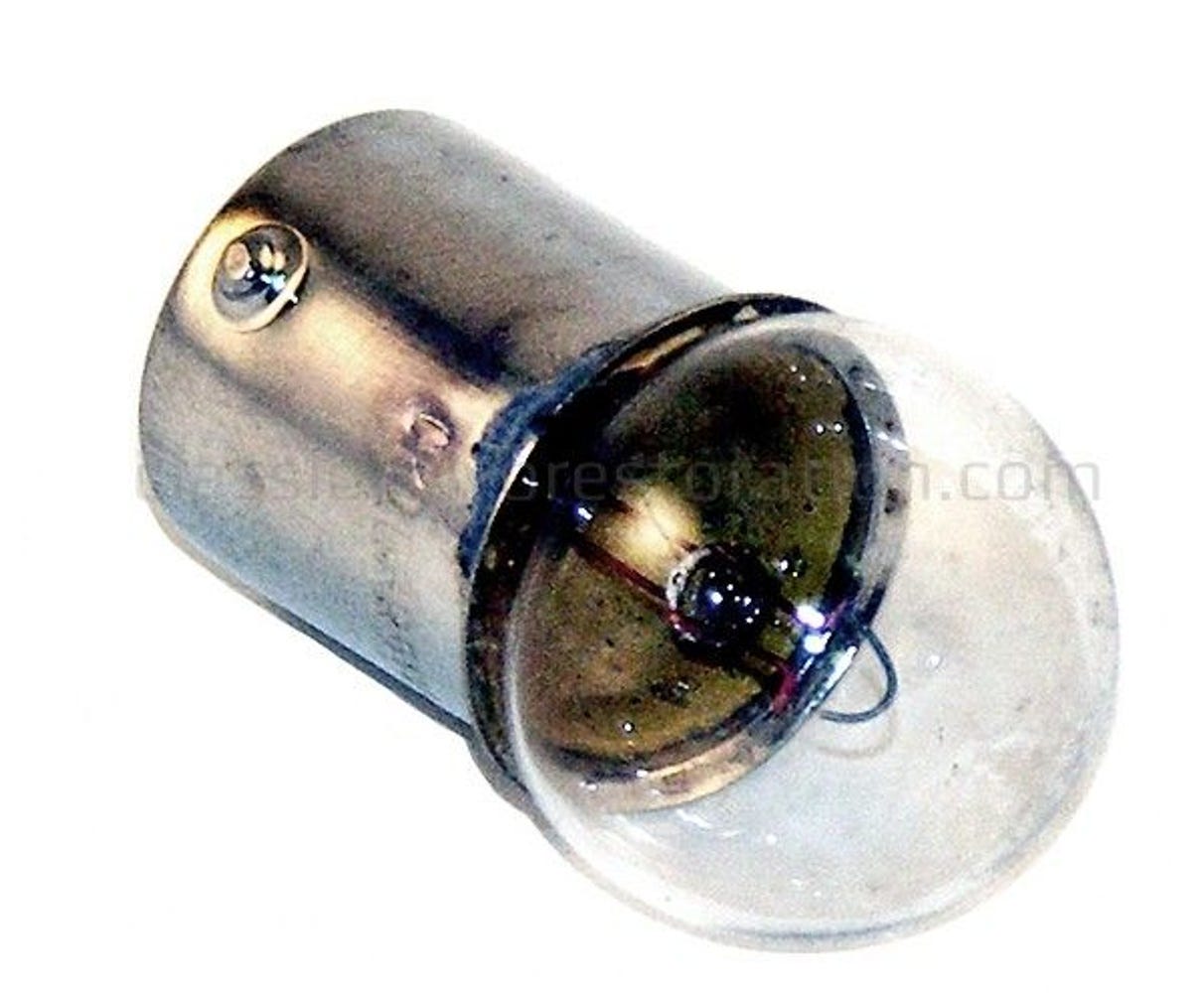 Hehkulamppu 12V 5w BA15S